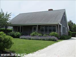 18 Polliwog Pond Road West of Town