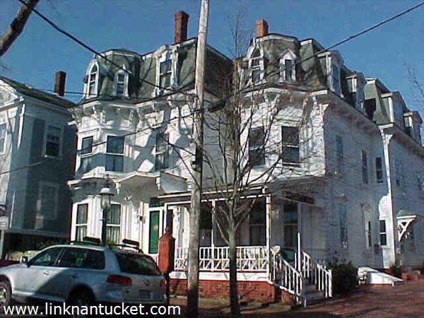 21 Broad Street Nantucket Image