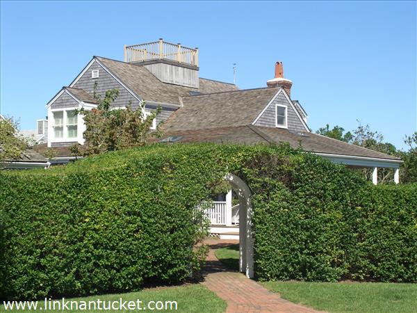 35 North Beach Street Nantucket Image