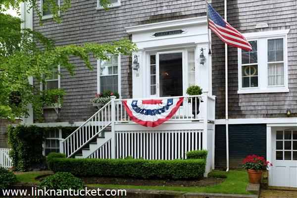 10 Gay Street Nantucket Image