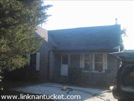 8 Nickanoose Way Nashaquisset