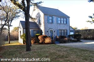 3 Appleton Road South of Town