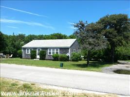 2 Nobadeer Way Mid Island