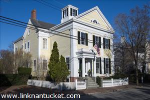 1 Pleasant Street Town