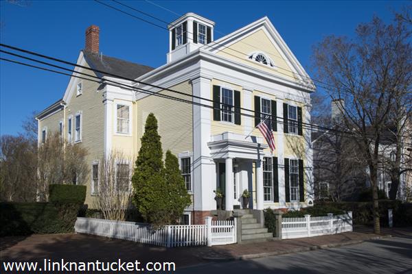 1 Pleasant Street Nantucket Image