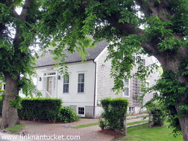 37 Pleasant Street Nantucket Image