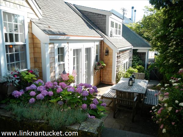 67 Orange Street Nantucket Image