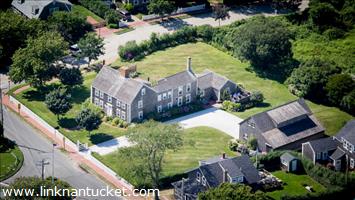 153 Main Street Town