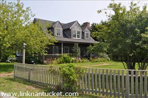 61 West Chester Street Town