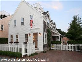 8 Coon Street Town