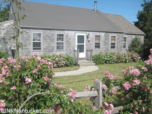 33 Surfside Road Nantucket Image