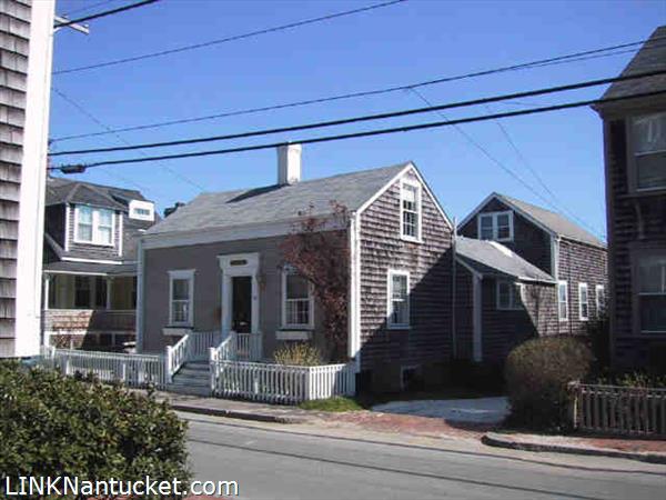 36.5 Union Street Nantucket Image