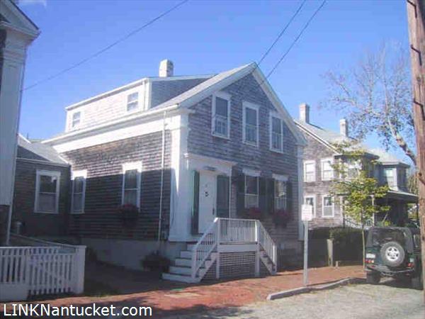 12 North Water Street Nantucket Image