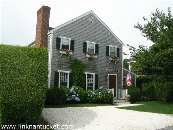 34 King Street Nantucket Image