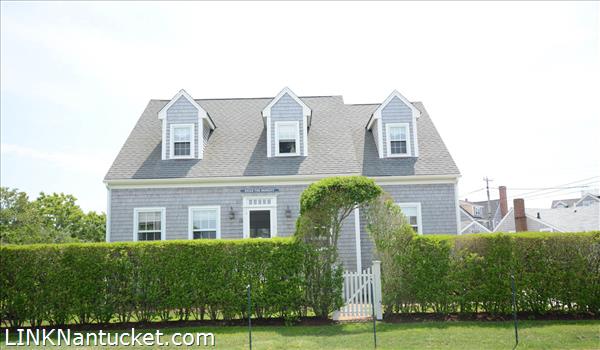 24 East Lincoln Avenue Nantucket Image