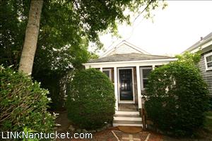 18 Atlantic Avenue # 2 Town