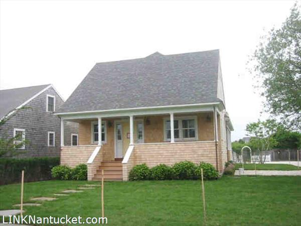 19 East Lincoln Avenue Nantucket Image