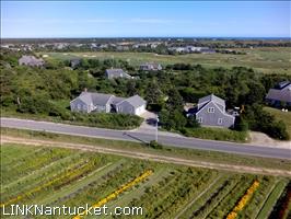 20 & 22 Bartlett Farm Road Hummock Pond