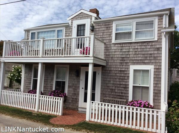 8 Broadway Nantucket Image