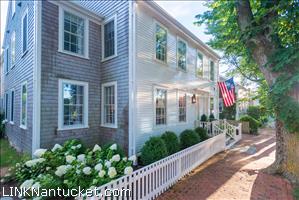 148 Main Street Town