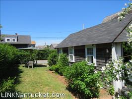 1 Lowell Place Town