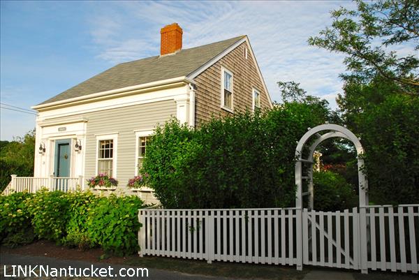 24 Mill Street Nantucket Image