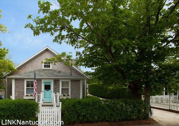 20  York Street Nantucket Image