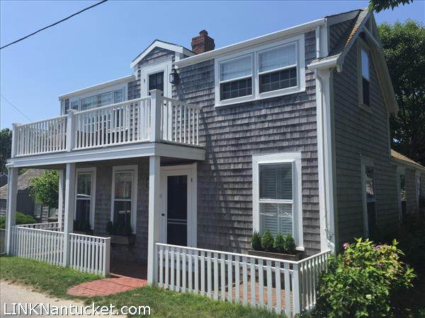 8 Broadway Nantucket Image