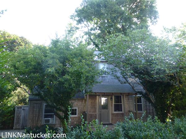 13 A West Dover Street Nantucket Image
