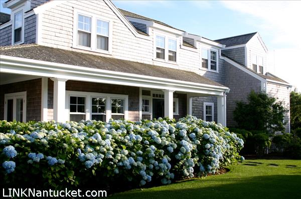 4 Hedge Row Nantucket Image