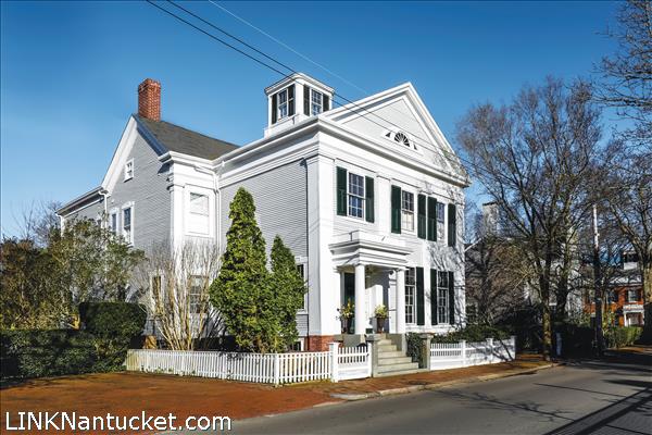 1 Pleasant Street Nantucket Image