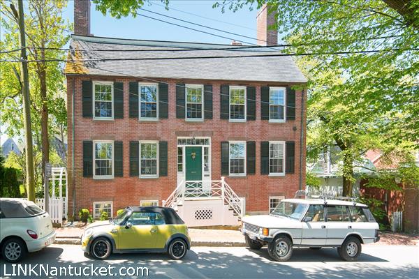 5 Orange Street Nantucket Image