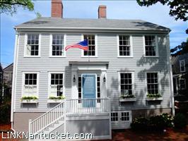 12 Pine Street Town
