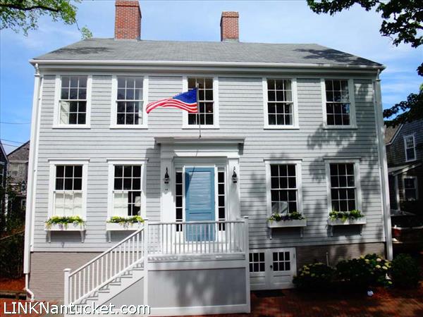 12 Pine Street Nantucket Image