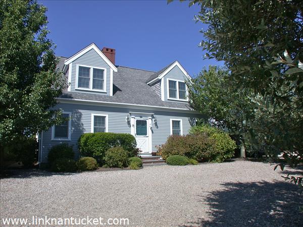 15 Essex Road Nantucket Image