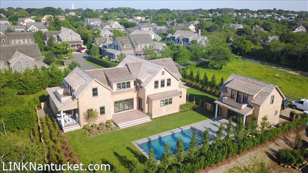 8 Pilgrim Court Nantucket Image