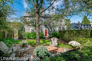 25 Pleasant Street Town