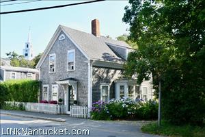 82 Center Street Town