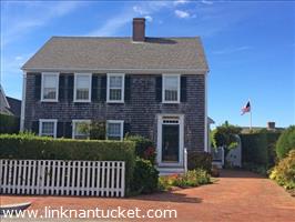 10 Goldfinch Drive Naushop