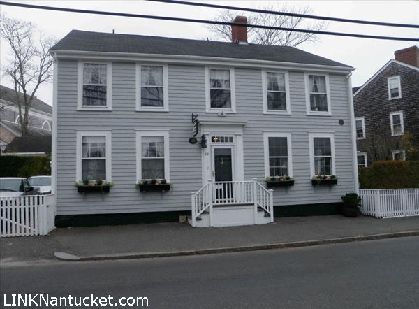 66 Centre Street Nantucket Image