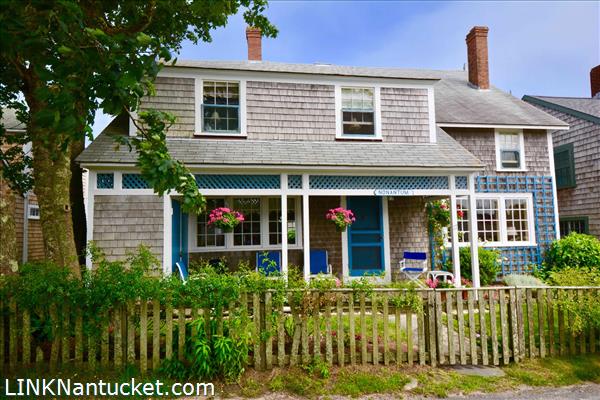 17 Broadway Nantucket Image