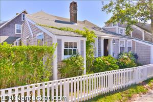 19 Broadway Sconset