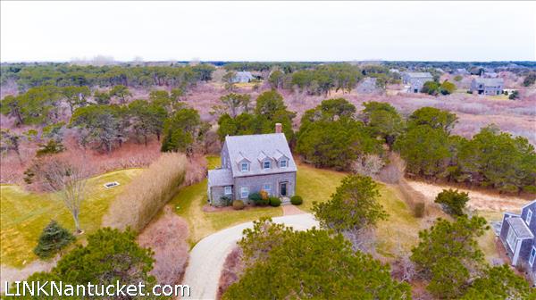 25 High Brush Path Nantucket Image