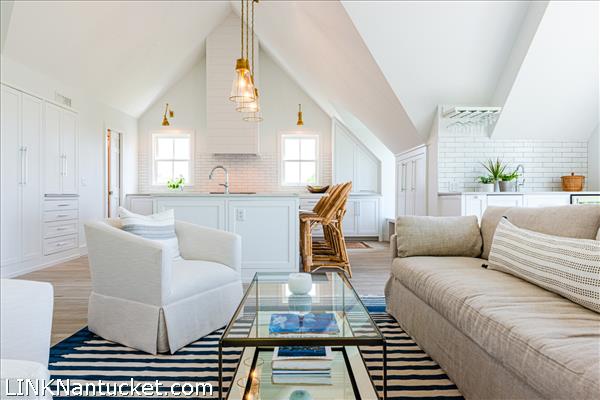7 Meeting House Lane Nantucket Image