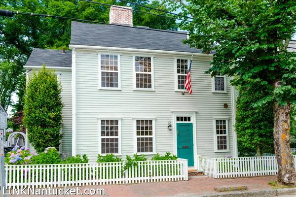 3 Pleasant Street Nantucket Image