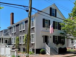 112 Main Street Town