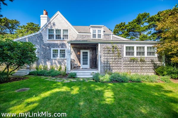 8 Sheep Commons Lane Nantucket Image