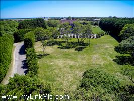 8.5 Evergreen Way Mid Island