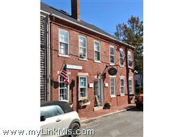 2 Union Street Town