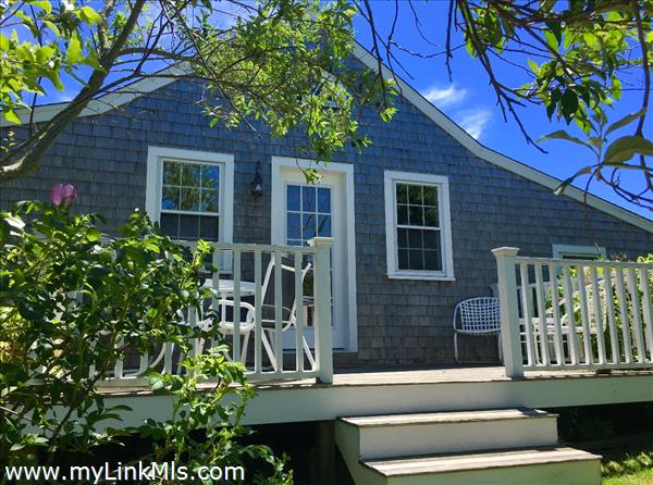 24 Lincoln Street Nantucket Image